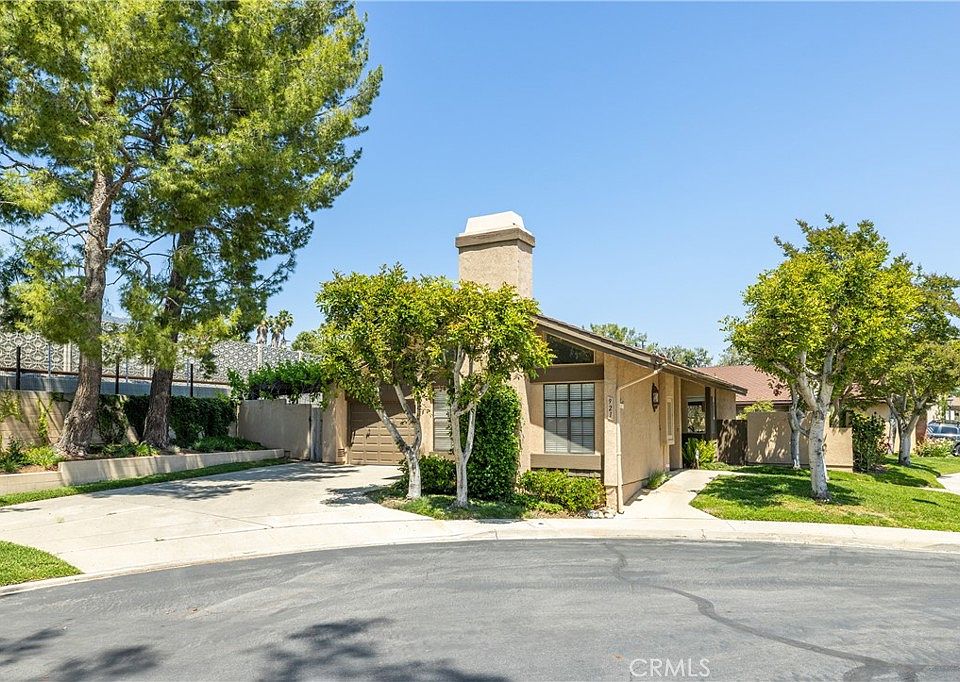 1st image of 921 Ashworth Pl