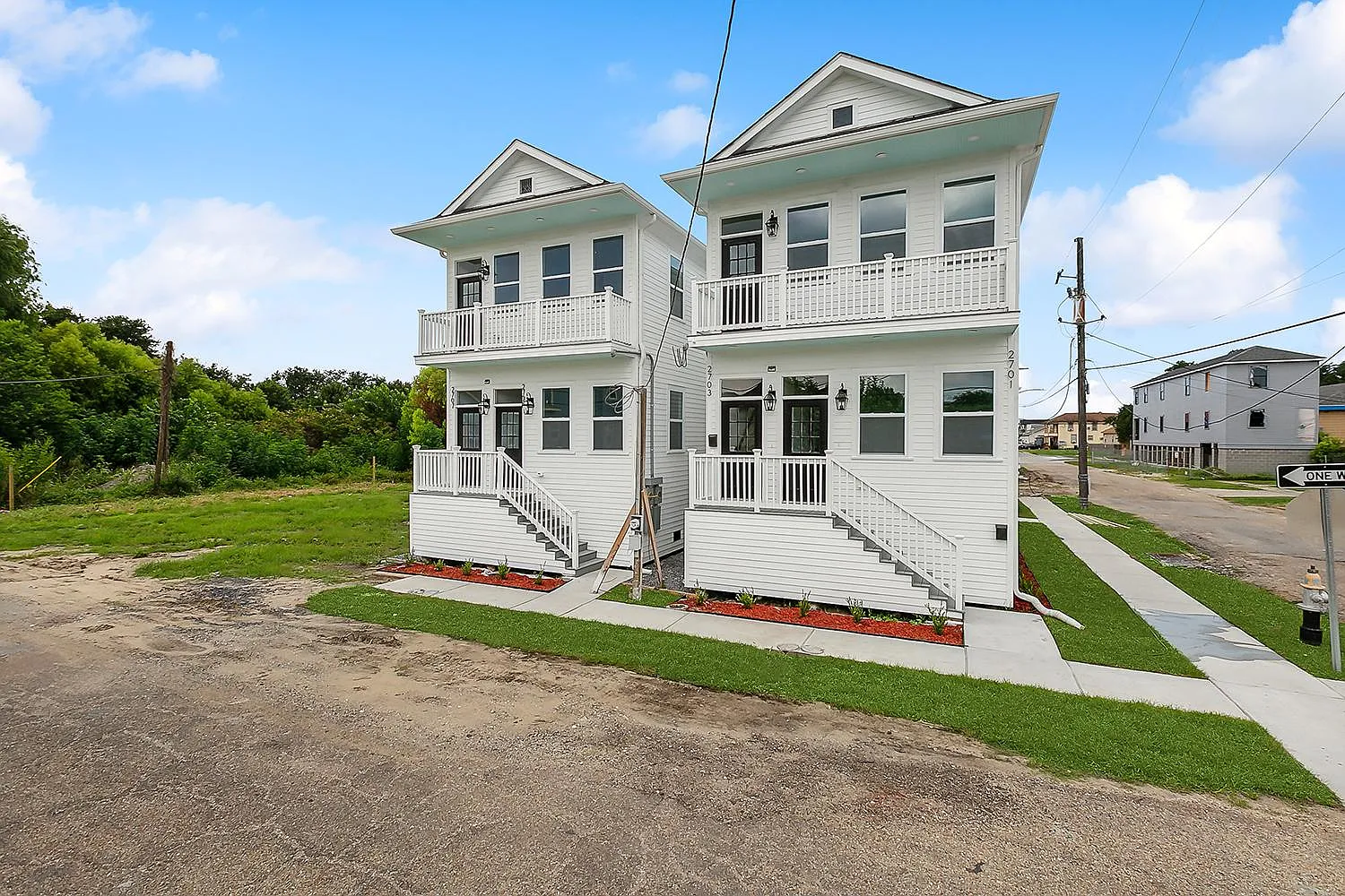 2 bed, 900 sqft, $1,650 — Photo 2