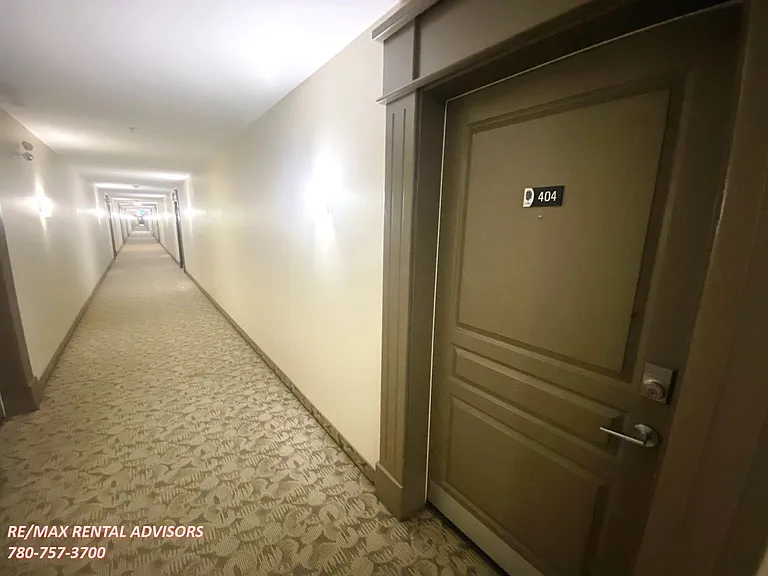 501 Palisades Way #404 — Photo 2