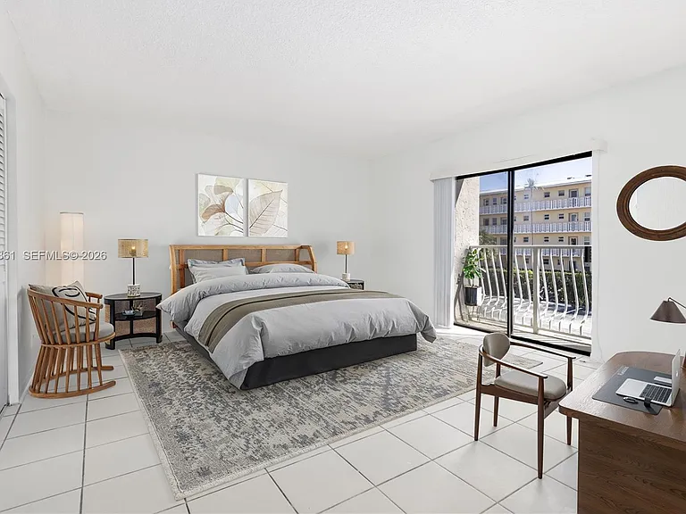 500 NE 2nd St #223 — Photo 11