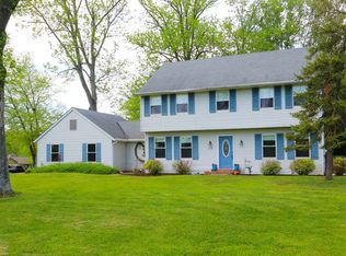 574 Wards Corner Rd, Loveland, OH 45140