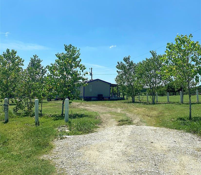 1st image of 113 NW County Road 27