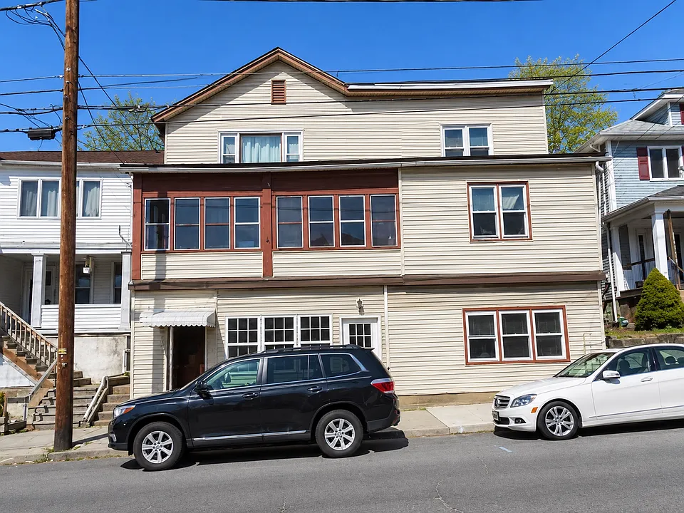 1028 Prospect Ave #3