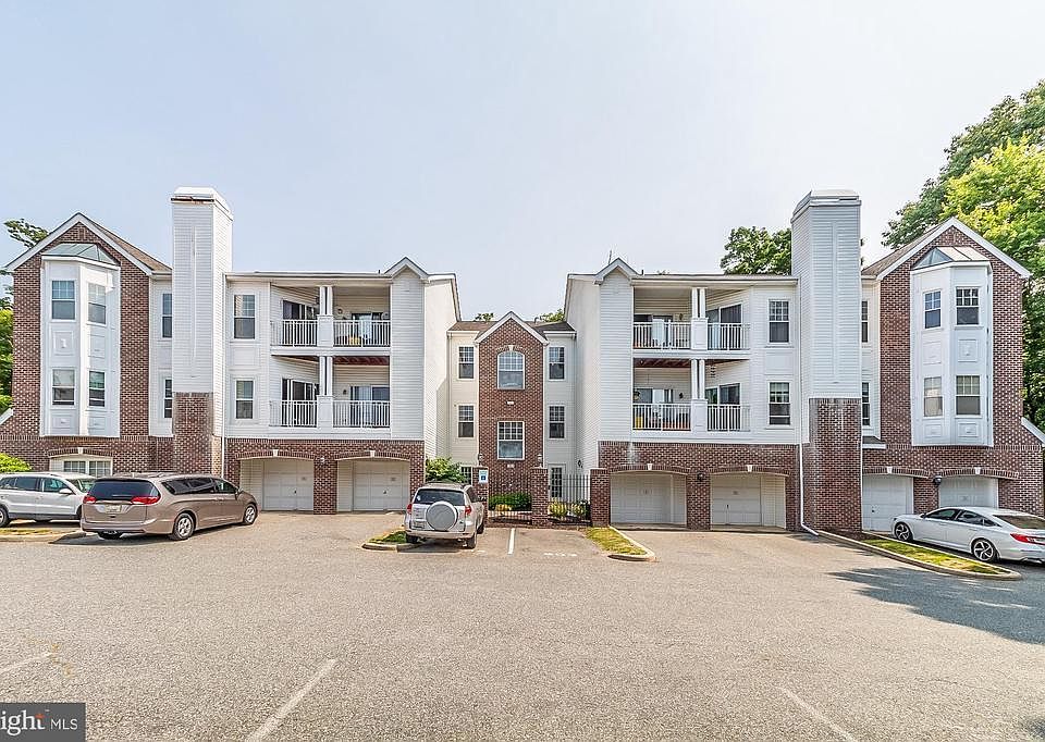 1st image of 1303 Sandwort Ct Unit 302