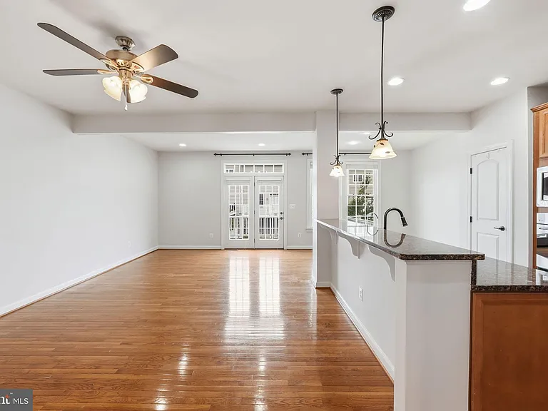 21253 Park Grove Ter — Photo 13