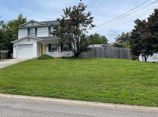 6009 Waterbury Ln, Knoxville, TN 37912