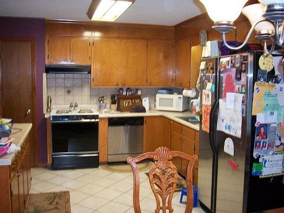 3rd image of 308 S Bethel St