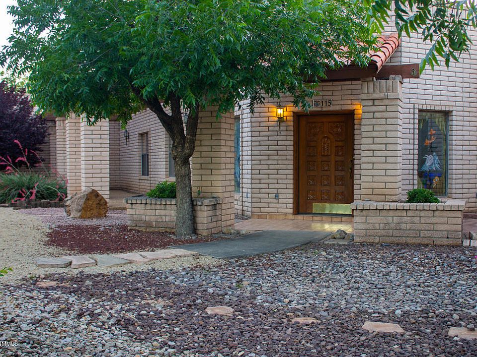 1st image of 115 Los Nogales Dr