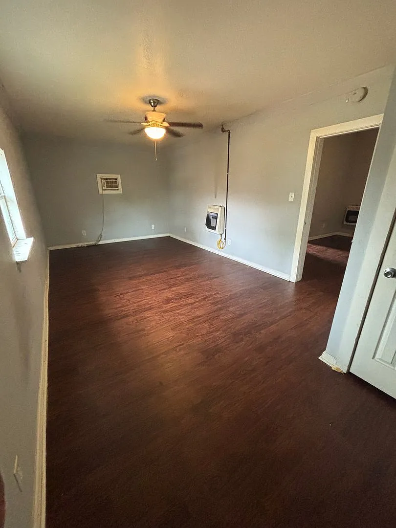 3 Bedroom Unit in Highland! — Photo 4