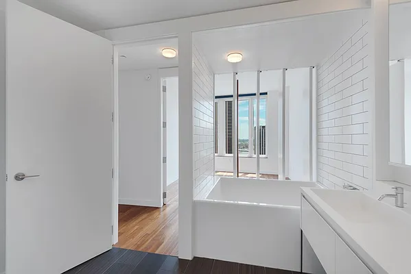 Rented by Compass | media 27