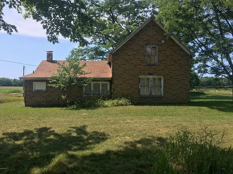 2nd image of 6415 N 168th Ave
