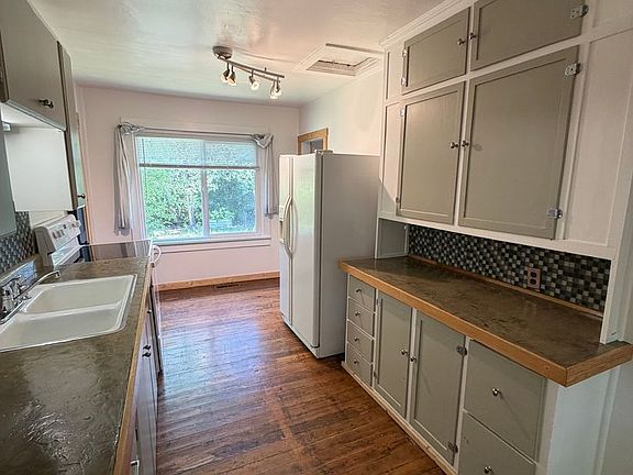 3rd image of 1511 Phillips St
