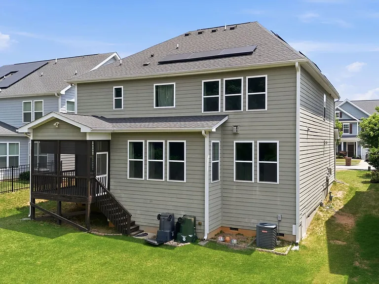 304 Atwood Dr — Photo 37