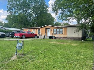 106 S Main St, Bonham, TX 75418