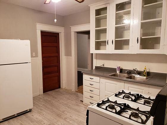 1st image of 60 Gualbert Ave
