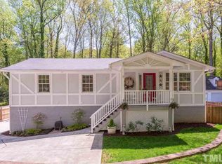 943 Ivy Ln, Cary, NC 27511