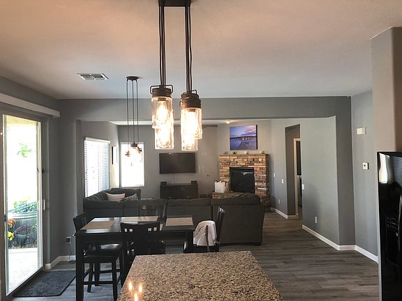 2nd image of 902 E Indian Wells Pl
