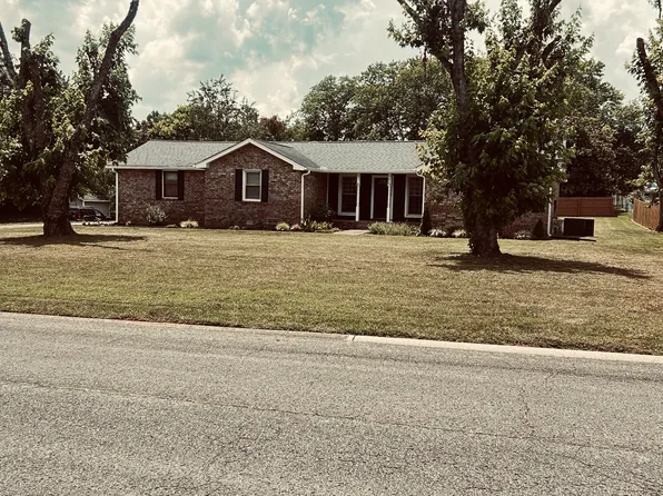 929 Denise Dr, Old Hickory, TN 37138