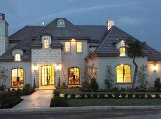 10 Privada Yesa, San Antonio, TX 78257