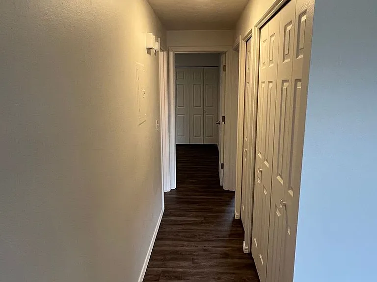 850 W 12th Ave — Photo 6