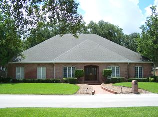 2818 Estates Ln, Jacksonville, FL 32257