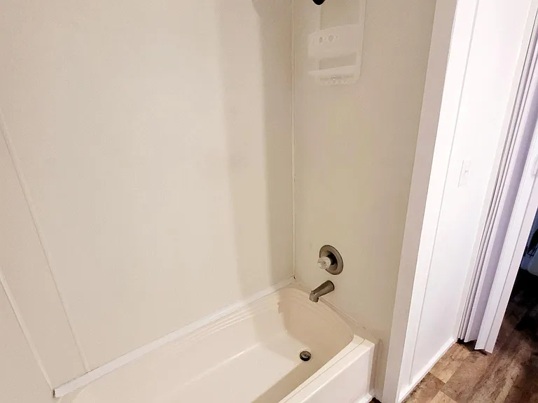 Bathroom - tub/shower