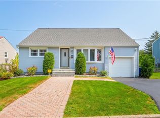 5 Westwind Rd, Yonkers, NY 10710