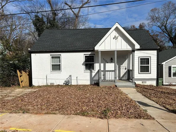 1104 Oak Knoll Ter SE, Atlanta, GA 30315