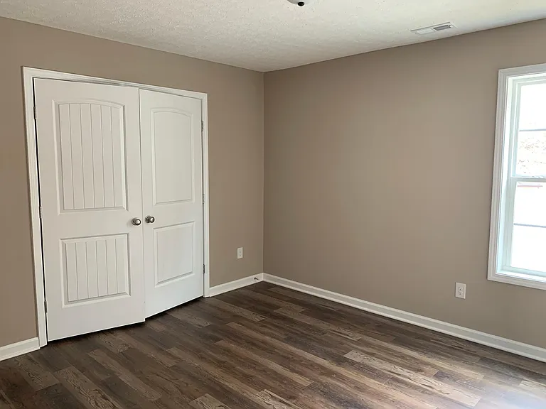 600 E Moore St #1 — Photo 8