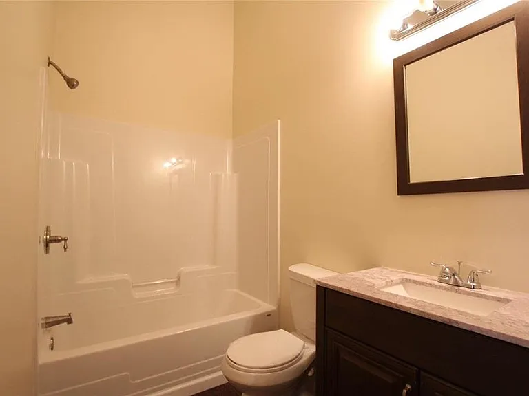 255 State St #B — Photo 2
