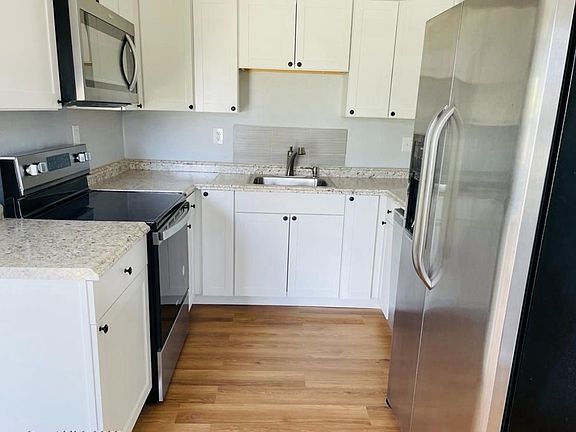 2nd image of 2506 Boyd Ave