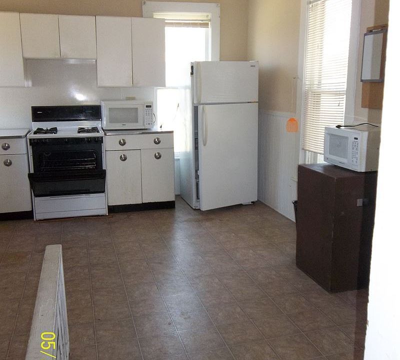 2nd image of 617 N McArthur St