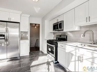 32 Colin Dr, South River, NJ