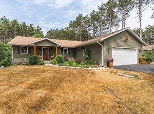 E10242 Greimel Rd, Baraboo, WI 53913