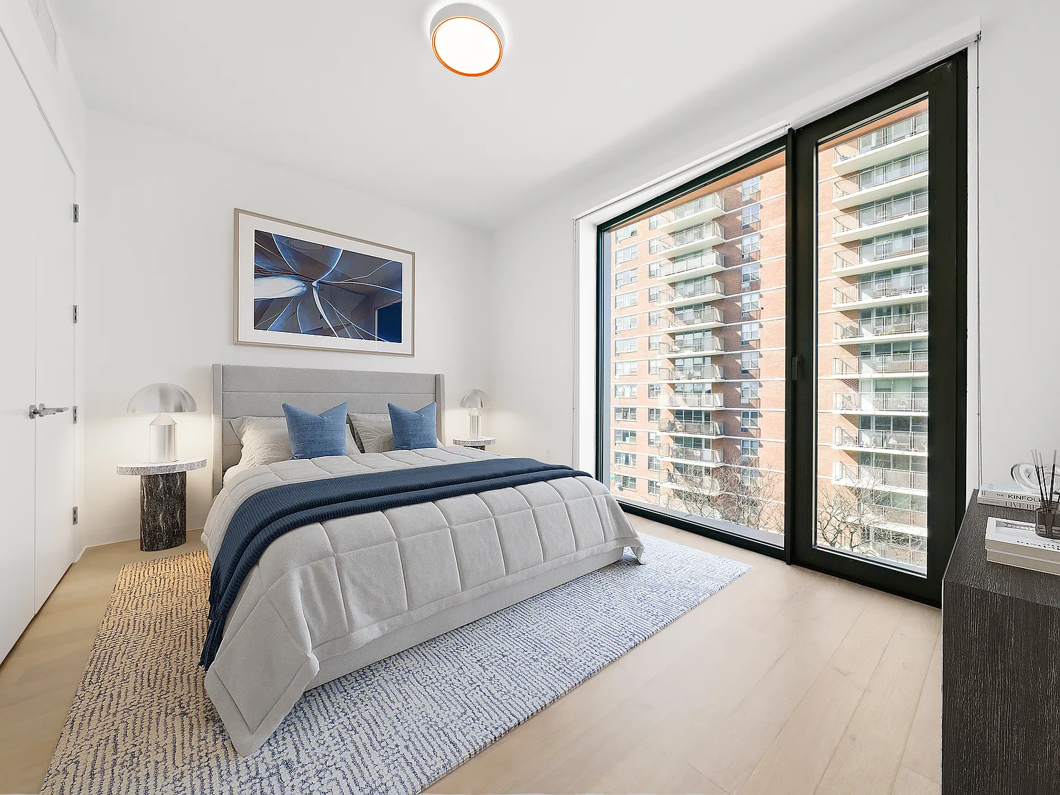 255 Lorimer Street — Photo 4