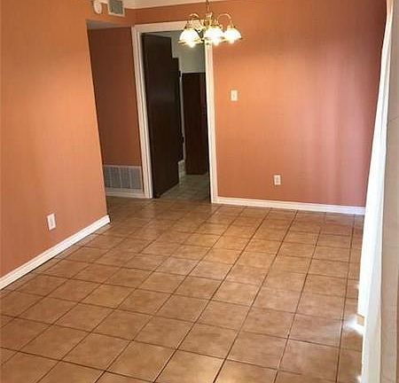 4th image of 6206 Mountain Shadows Dr APT A