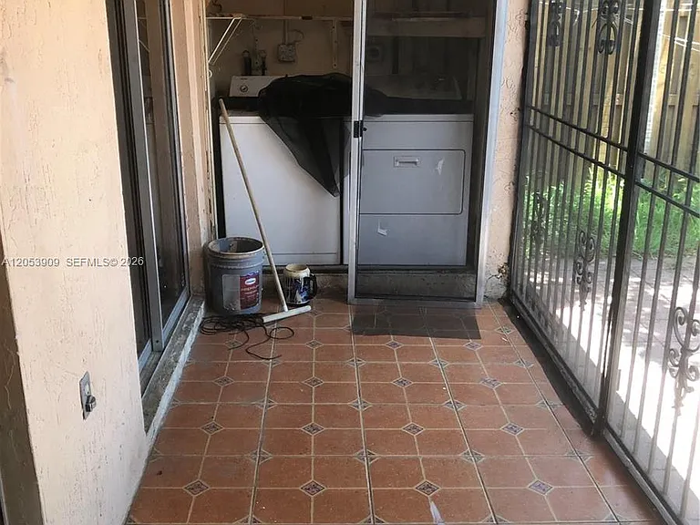 809 NE 214th Ln #2 — Photo 12