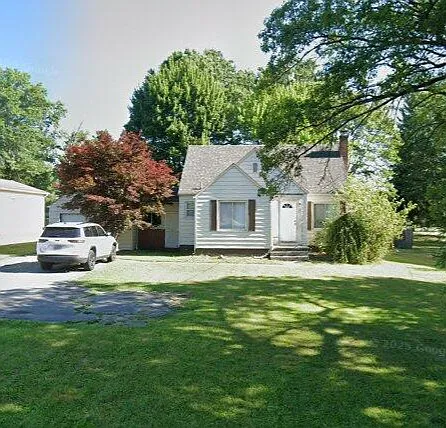 3 bed, 846 sqft, $1,400 — Photo 1