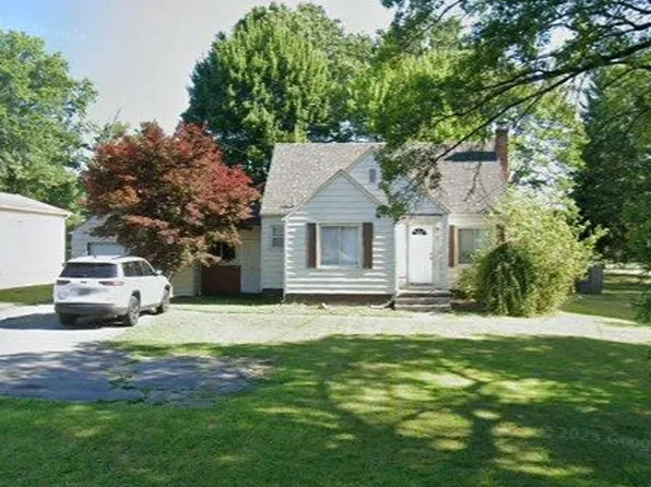 4046 Kirk Rd, Youngstown, OH 44511
