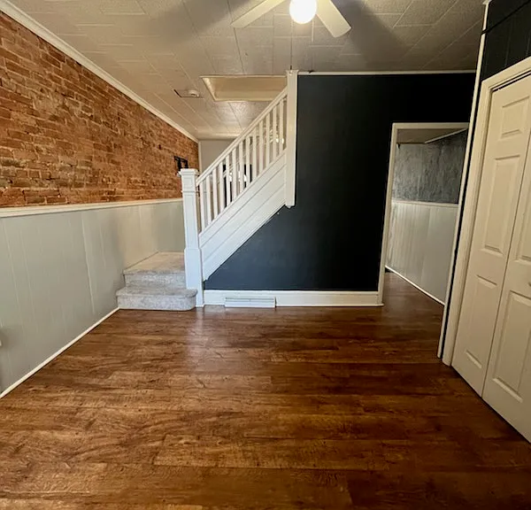 439 W Frederick St — Photo 2