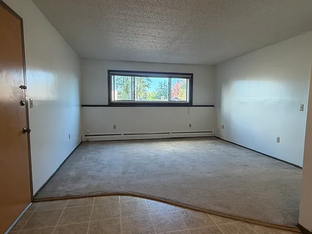 2 bed, $980 — Photo 2