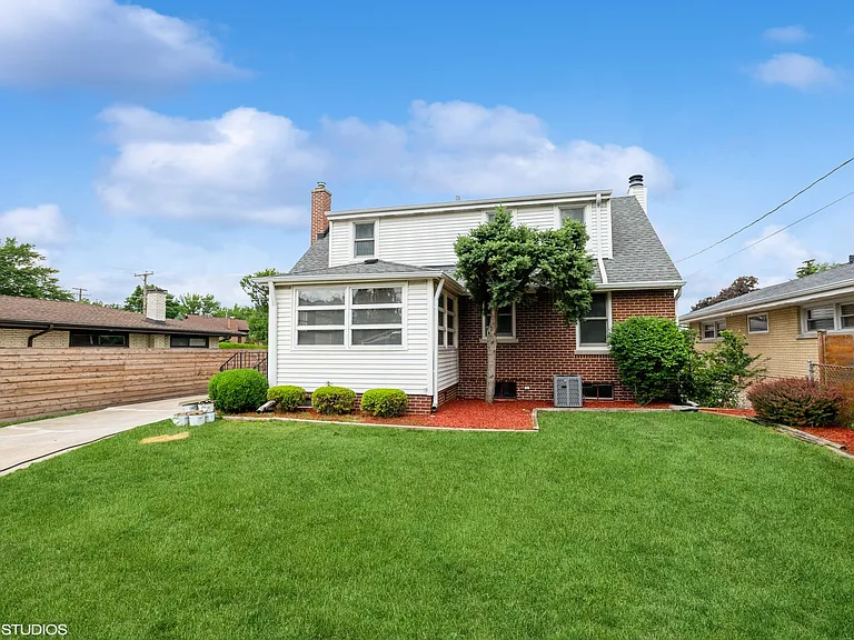 1001 Oakton St — Photo 30