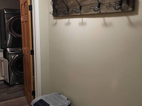 5th image of 1744 N Marilyn Ave