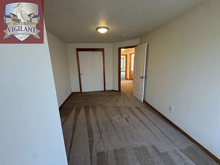 1614 N Falcon Dr — Photo 30