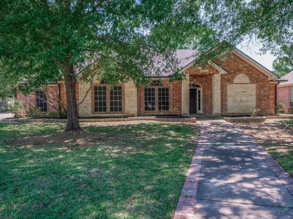 186 Candelara St, Carthage, TX 75633