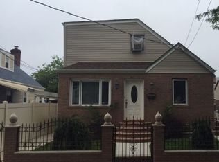 145 Ave 175 St, Springfield Gardens, NY 11434