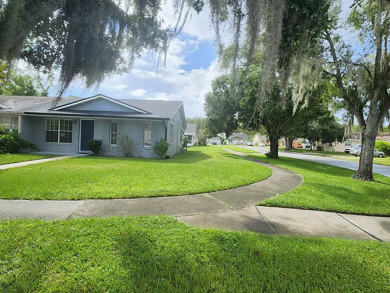 704 Whippoorwill Dr — Photo 1