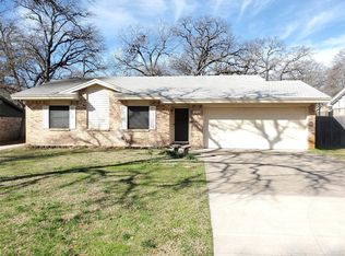 212 Richard Ln, Azle, TX 76020