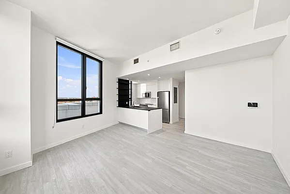Living room, photo 2