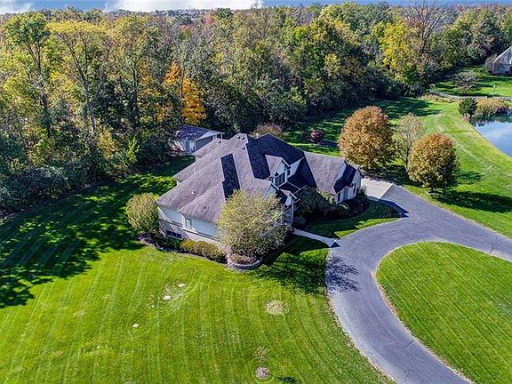 3rd image of 7170 White Gates Pl